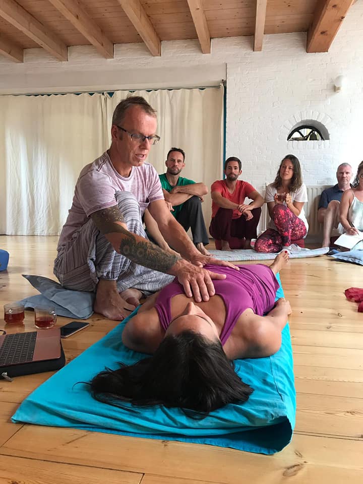 Tantra massage techniques from one of our Tantra Workshops
