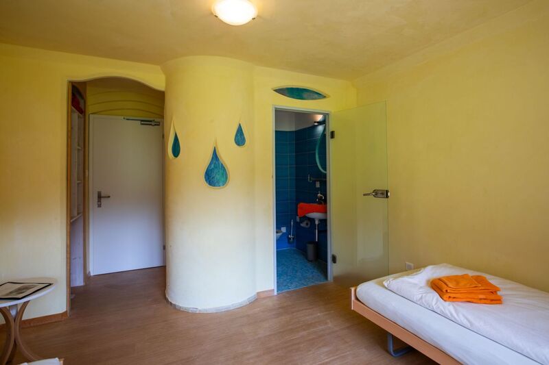 Ensuite room at our tantric couples retreats in Switzerland